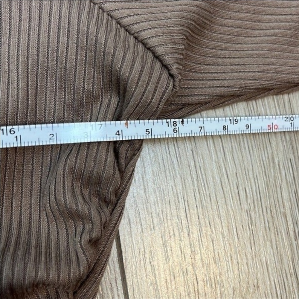 Bwear Ruched Front Tan Top Size M - Picture 8 of 9